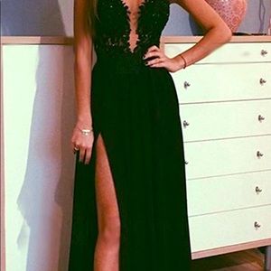 SEXY PROM Dress Deep Plunge Plus Sz 20 NWT A-Line/Illusion Black
